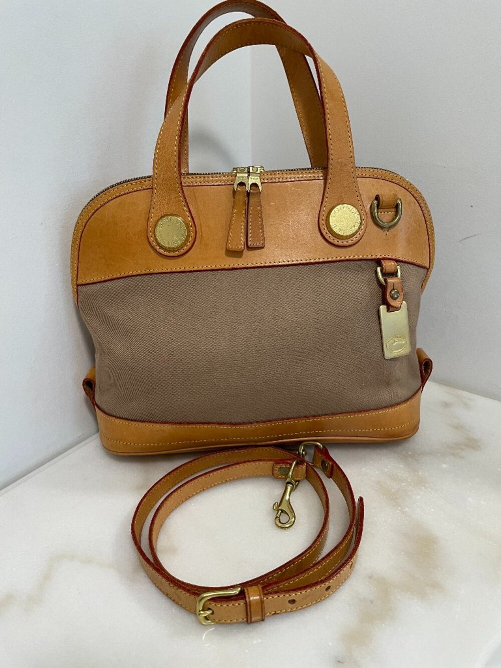 Dooney & Bourke Vintage CABRIOLET Dome Satchel/Crossbody Tan Canvas & Leather - Picture 3 of 16